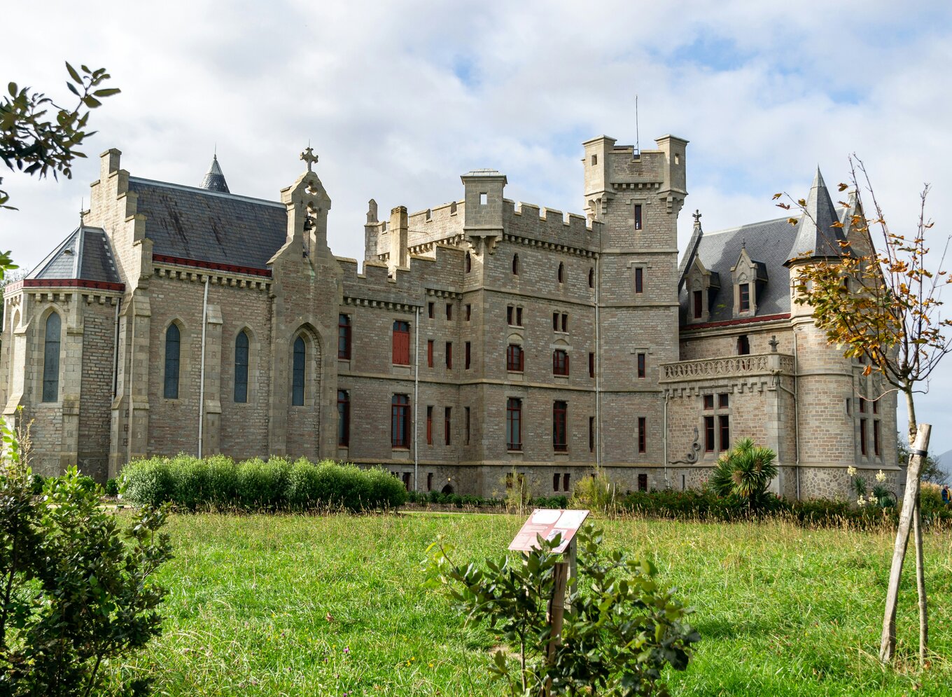 chateau-abbadia-david-vives