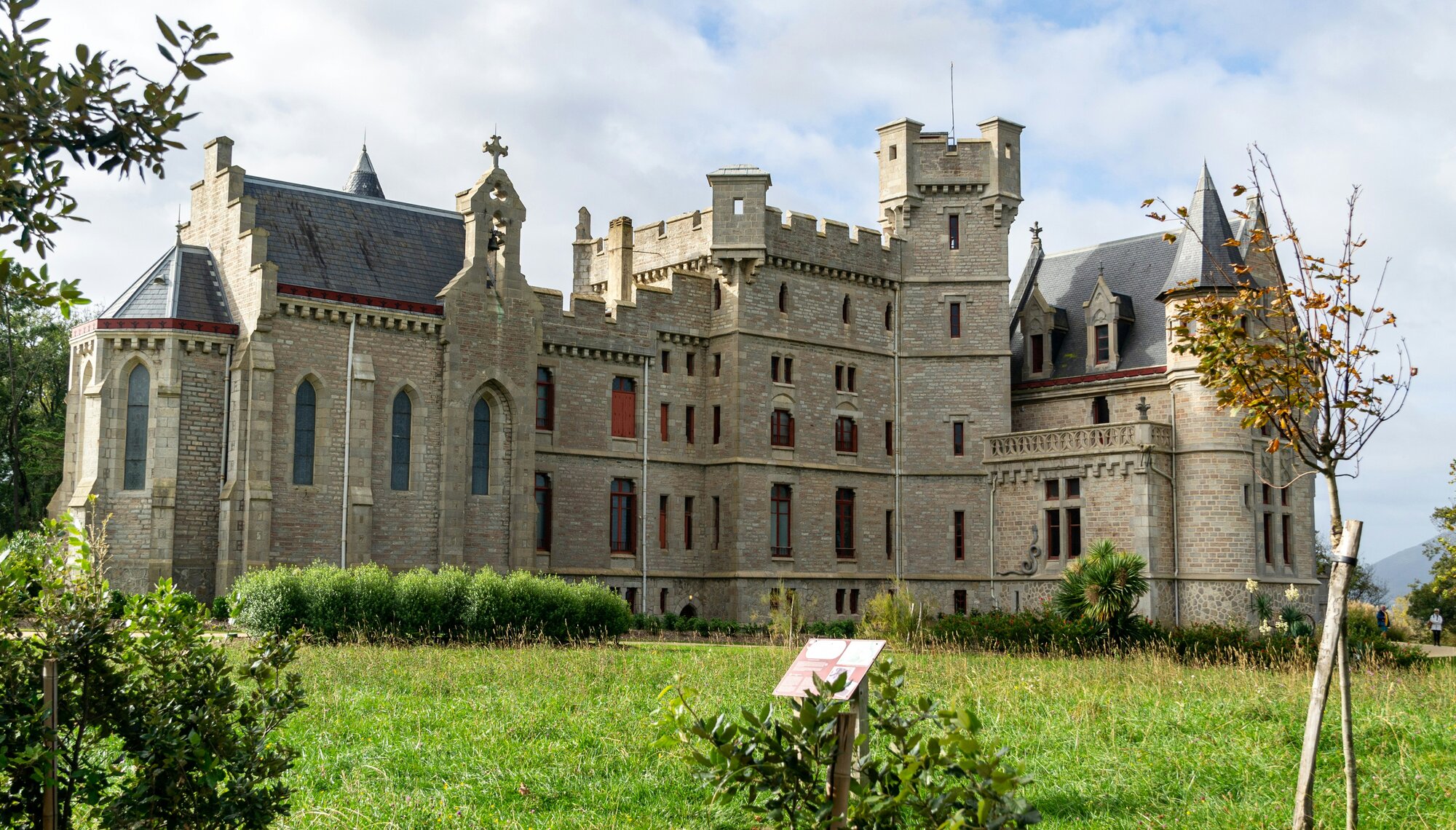 chateau-abbadia-david-vives