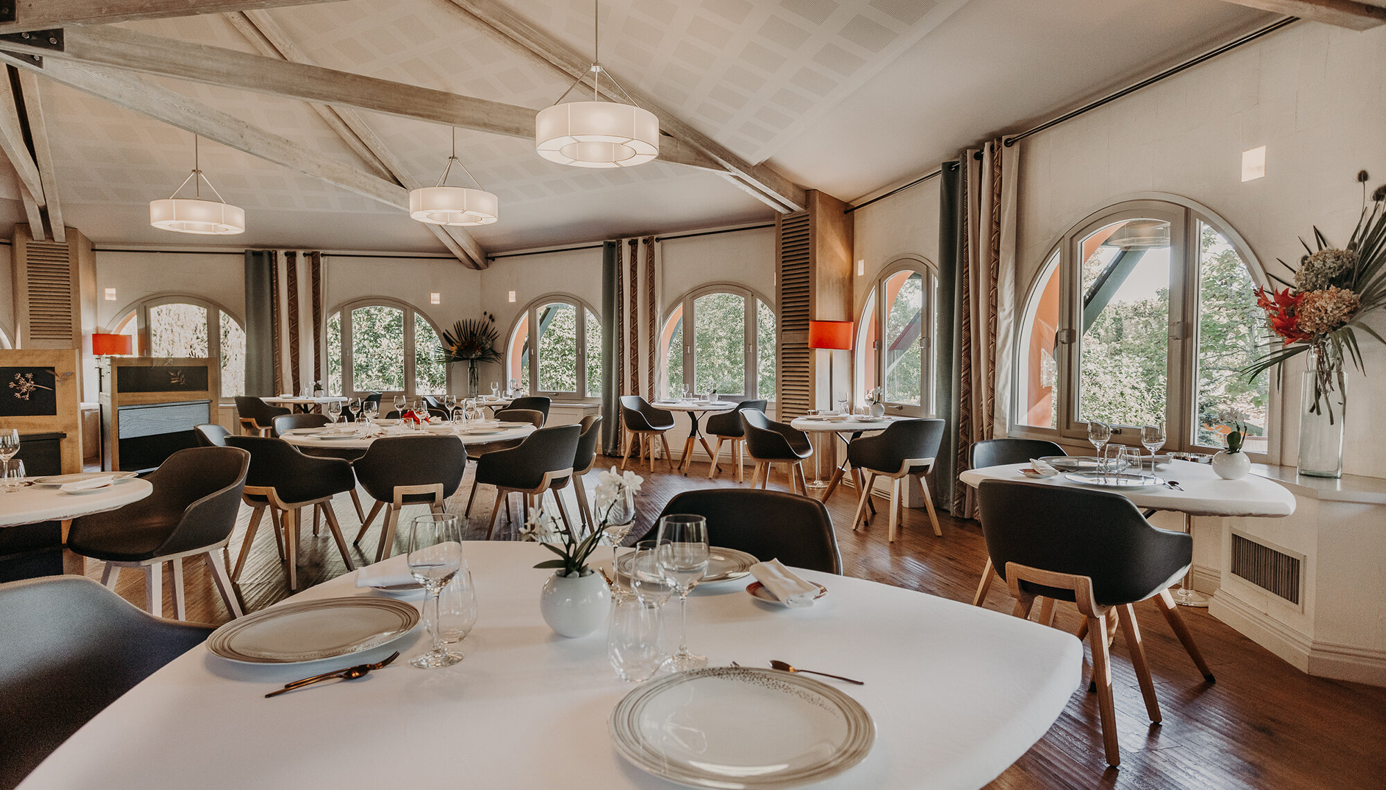 restaurant-freres-ibarboure-salle-principale-pays-basque (1)